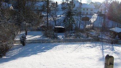 Eifelferienhaus Lissendorf - Winter im Garten